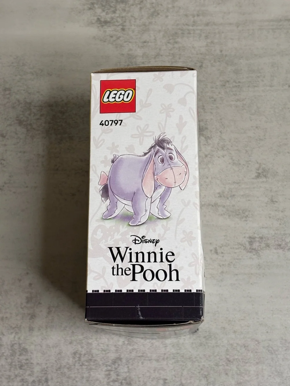 Lego Disney Winnie the Pooh Brickheadz Eeyore Set (#40797)
